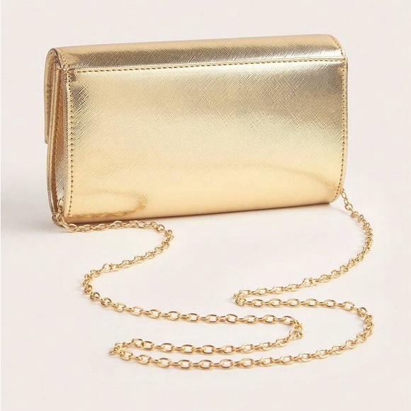 Elegant Gold Clutch Bag - Picture 5 of 8